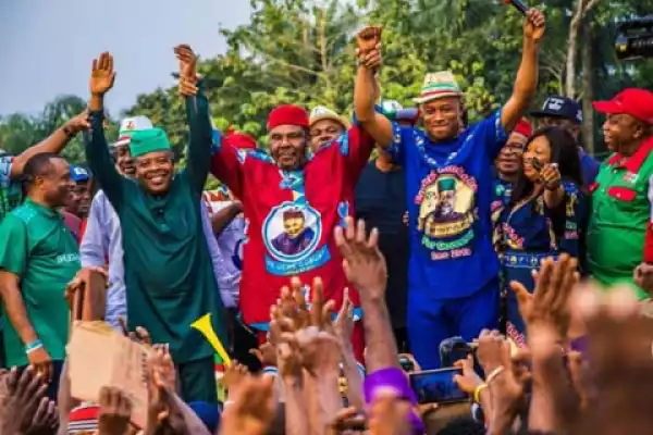 Pete Edochie & Other Nollywood Stars Campaign For PDP In Imo (Photos)